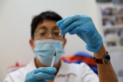 Elderly UK man develops facial palsy after Pfizer jab Elderly UK man develops facial palsy after Pfizer jab