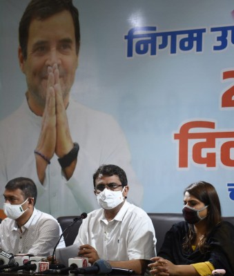 Cong alleges Rs 4288 cr scam in DTC buses' purchase by Kejriwal govt Cong alleges Rs 4288 cr scam in DTC buses' purchase by Kejriwal govt