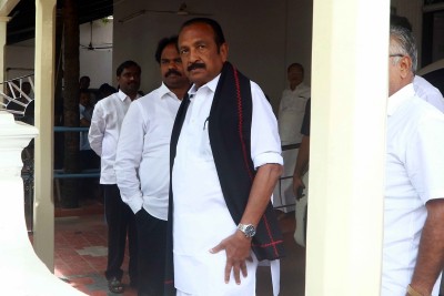 Vaiko asks TN govt to take up K'taka dam issue with Centre Vaiko asks TN govt to take up K'taka dam issue with Centre