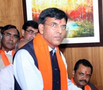 Daughter interned in Covid ward, 'thaali-tali' gave courage: Health Minister Daughter interned in Covid ward, 'thaali-tali' gave courage: Health Minister