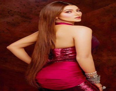 Urvashi Rautela: Got help from Randeep Hooda for my 'Inspector Avinash' role Urvashi Rautela: Got help from Randeep Hooda for my 'Inspector Avinash' role