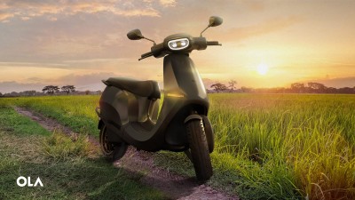 Ola scooter receives 100K bookings in a day Ola scooter receives 100K bookings in a day