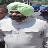 Punjab MPs seek to meet Sonia Gandhi, may oppose Sidhu appointment