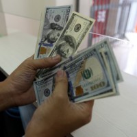 Global investors pouring money into US financial assets
