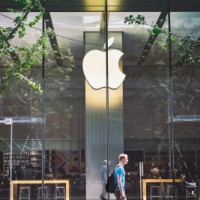 Apple takes down 'Fakespot' app from App Store on Amazon's request