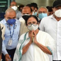 Mamata to meet Sonia, Kejriwal, Pawar on Wednesday