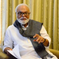 Maha to give free rations, kerosene to flood-hit people