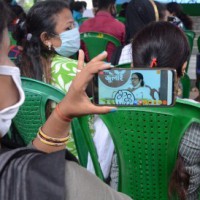 Mamata calls for national front to defeat BJP at Centre