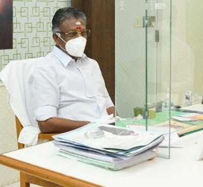 TN must act against Vadatheru hydrocarbon project: Panneerselvam TN must act against Vadatheru hydrocarbon project: Panneerselvam
