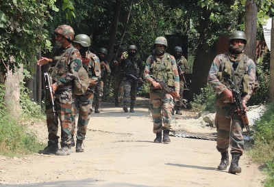 Gunfight breaks out at J&K's Sopore Gunfight breaks out at J&K's Sopore