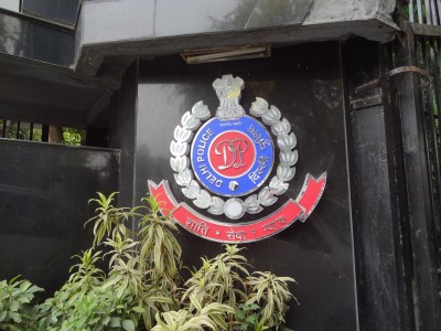 Interstate arms supplier held in MP by Delhi Police Special Cell Interstate arms supplier held in MP by Delhi Police Special Cell