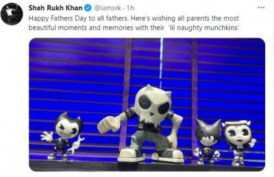 Shah Rukh Khan wishes parents the most beautiful moments with 'lil naughty munchkins' Shah Rukh Khan wishes parents the most beautiful moments with 'lil naughty munchkins'