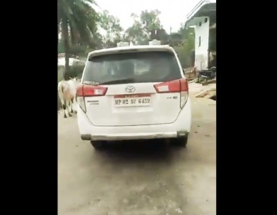 Purported video of booze party in MP minister's car goes viral Purported video of booze party in MP minister's car goes viral