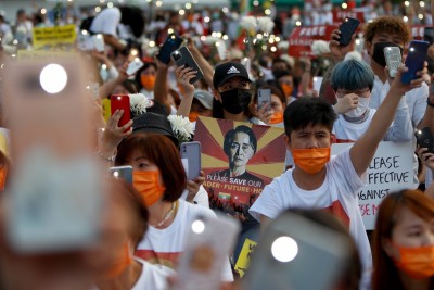 Myanmar military court sentences journos to jail Myanmar military court sentences journos to jail
