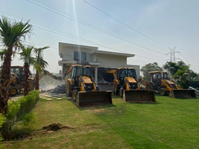 Four illegal farmhouses razed in Aravalli region Four illegal farmhouses razed in Aravalli region