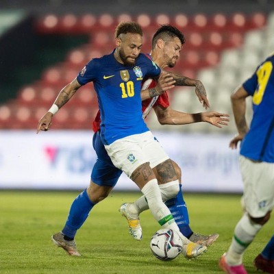 Pele hails Neymar's countdown to his goal record Pele hails Neymar's countdown to his goal record