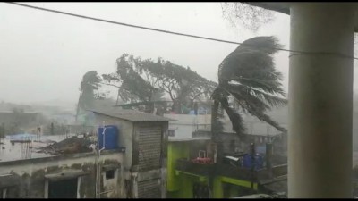 Strong winds likely in Delhi & adjoining areas Strong winds likely in Delhi & adjoining areas