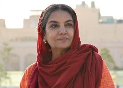 Shabana Azmi complains against fraudsters using alcohol shop's name to cheat her Shabana Azmi complains against fraudsters using alcohol shop's name to cheat her