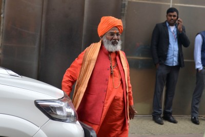 Show your receipt, take back your donation: Sakshi Maharaj