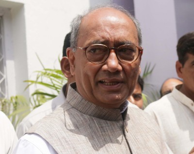 Digvijaya Singh's remark on Article 370 puts Congress in trouble Digvijaya Singh's remark on Article 370 puts Congress in trouble