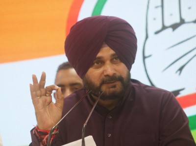 Navjot Sidhu to meet Rahul Gandhi on Tuesday Navjot Sidhu to meet Rahul Gandhi on Tuesday
