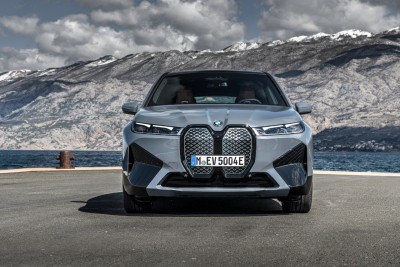 BMW launches iX EV in US starting at $83,200 BMW launches iX EV in US starting at $83,200