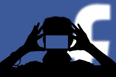 Man dupes woman of Rs 2.5 cr after befriending her on FB Man dupes woman of Rs 2.5 cr after befriending her on FB