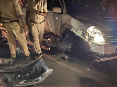 Telangana minister escapes unhurt in accident Telangana minister escapes unhurt in accident