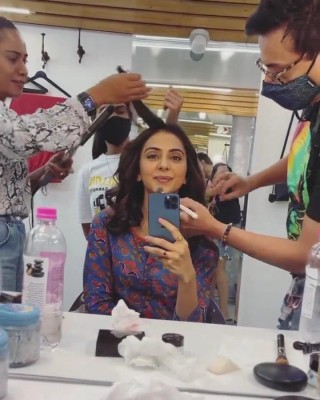 Rakul Preet Singh: 'Work mode is happy mode' Rakul Preet Singh: 'Work mode is happy mode'