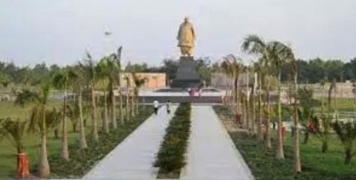 Akhilesh's Janeshwar Mishra Park to get toy train Akhilesh's Janeshwar Mishra Park to get toy train