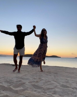 Evelyn Sharma posts pics from honeymoon Evelyn Sharma posts pics from honeymoon