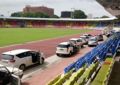Sharad Pawar, Maha Sports Minister draw flak for parking vehicles on sports track
