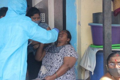 Maha: New Covid infections held below 10K, deaths soar over 1K Maha: New Covid infections held below 10K, deaths soar over 1K