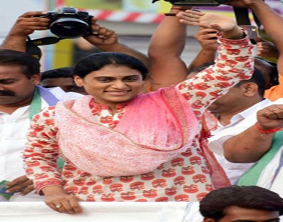 Jagan's sister Sharmila to launch Telangana Party on July 8 Jagan's sister Sharmila to launch Telangana Party on July 8