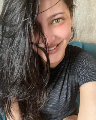 Why Shruti Haasan secretly dances to nineties music for hours Why Shruti Haasan secretly dances to nineties music for hours