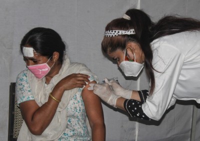 Maha's new Covid infections drop below 10K, deaths stay high Maha's new Covid infections drop below 10K, deaths stay high