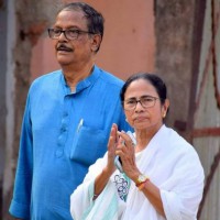 SC asks Bengal CM, Law Minister to move HC afresh in Narada scam