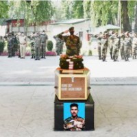 Army pays tributes to braveheart in Srinagar
