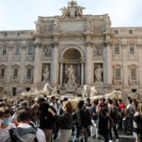 'Italy's economy poised to begin sustained growth period'