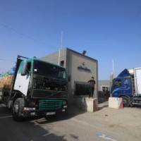 Gaza stops importing Israeli fruits after vegetables export ban