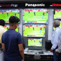 Govt extends PLI for large-scale electronics manufacturing till FY26