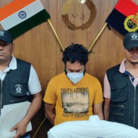 Jail warden involved in various cases of theft arrested