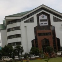 J&K Bank to raise Rs 150 crore by issuing shares to employees