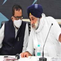 SAD joins hands with BSP for Punjab polls; latter to contest 20 seats