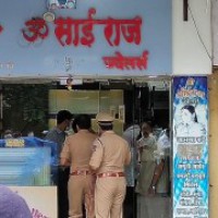 Mumbai jeweller shot dead in armed daylight heist