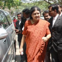 Not to be cowed down, Sasikala interacts with AIADMK workers in Edappadi