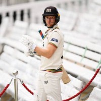 England board suspends pacer Robinson from international cricket