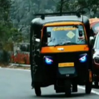 Kerala auto driver fined Rs 2K garners sympathy