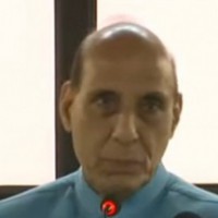 Rajnath meets army veterans in Ladakh, reiterates commitment towards welfare