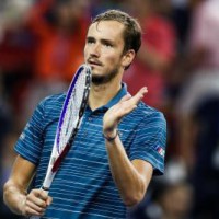 Medvedev one win away from maiden grass-court title